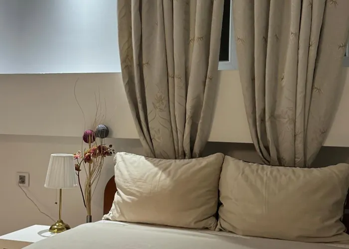 Panajota In Centre *